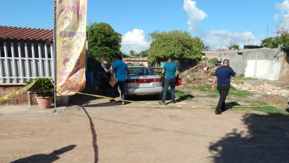 Muere niño de dos años al ser olvidado en auto en Sinaloa - menor-muerto-auto-angostura-2
