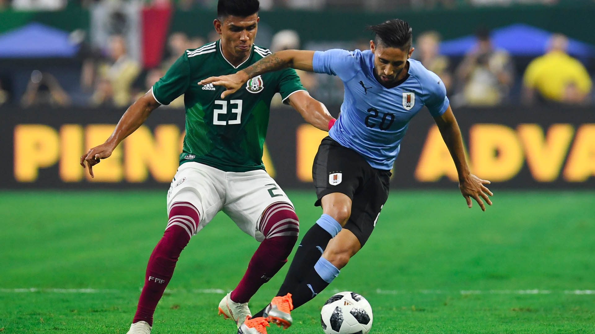 Seleccionado uruguayo comparte secretos a jóvenes del Tri - mexico-uruguay-2