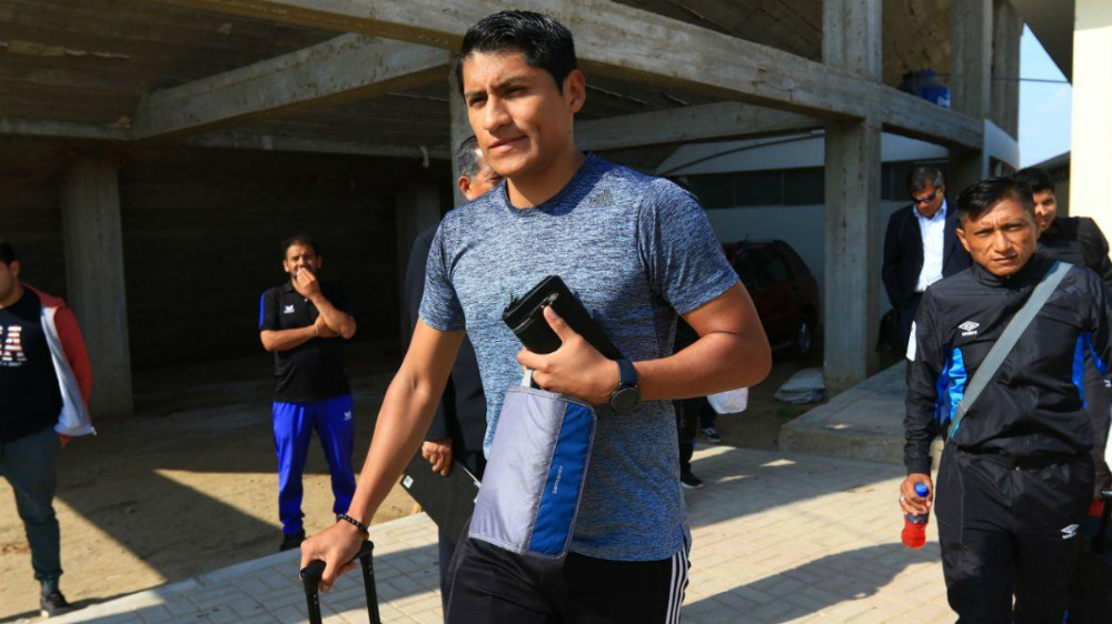 Suspenden 30 días un estadio en Perú por agresión a árbitro