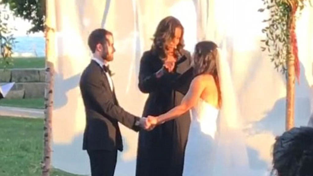 #Video Michelle Obama oficia boda en Chicago