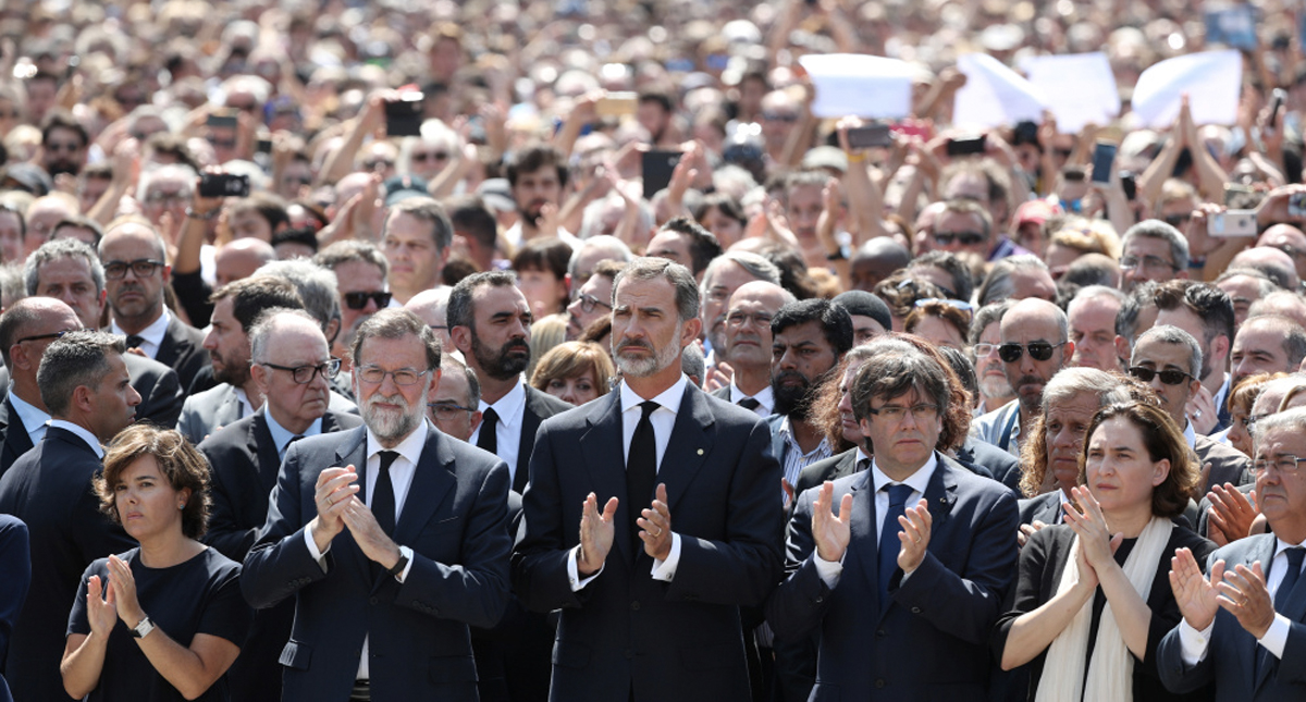 ¿Por qué se guarda un minuto de silencio como señal de luto? - minuto-de-aplausos