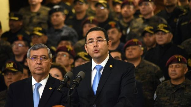 EE.UU. investiga uso de vehículos militares en sede antimafias en Guatemala - morales-cicig