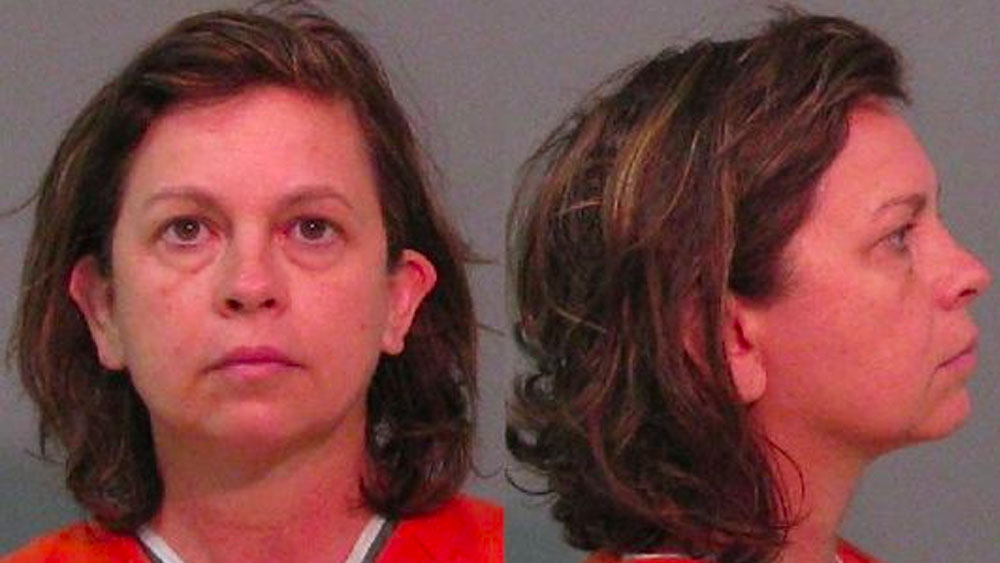 Mujer envenena a su esposo con gotas para los ojos