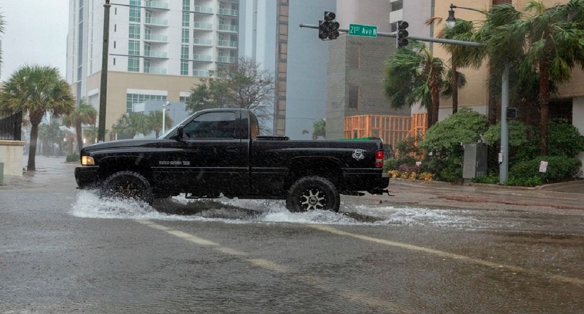 El antes y el después de Carolina del Norte y del Sur por Florence - myrtle-beach-despues