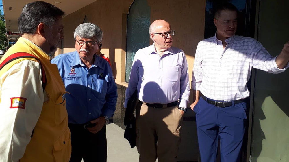 Narro recorre zonas afectadas por lluvias en Sinaloa