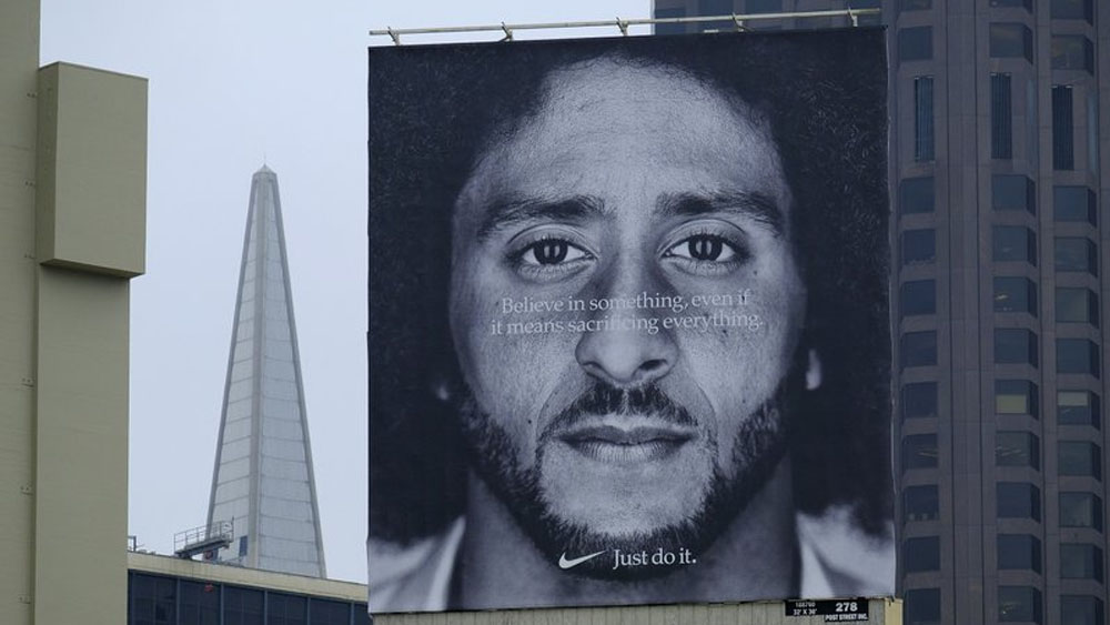 Acciones de Nike alcanzan máximo histórico tras campaña con Kaepernick - nike-kaepernick