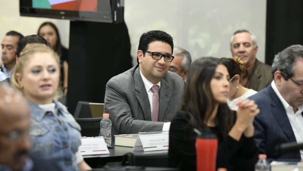 Senado llama a revisar custodia de los hijos de Noé Castañón