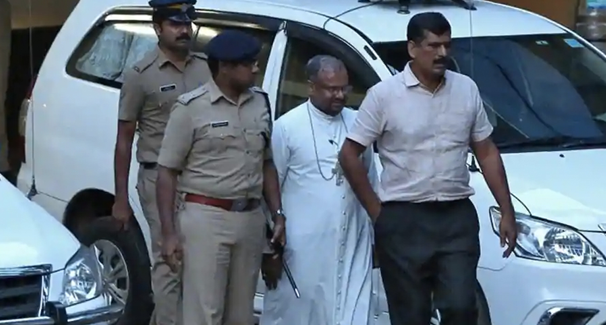 Detienen a obispo acusado de violar a monja en la India