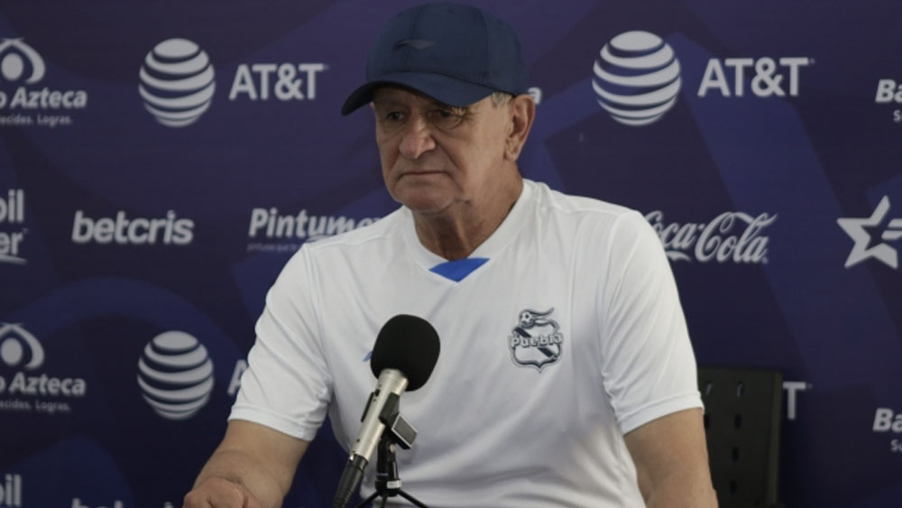 Enrique Meza enojado tras derrota de último minuto ante el América