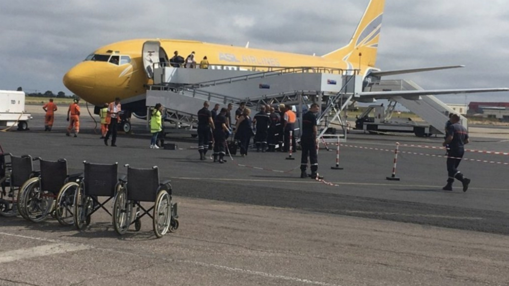 Evacúan a 150 pasajeros de avión en Francia por sospecha de cólera
