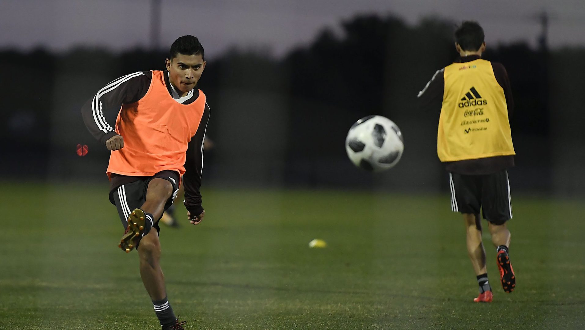 Orbelin Pineda causó baja de la Selección