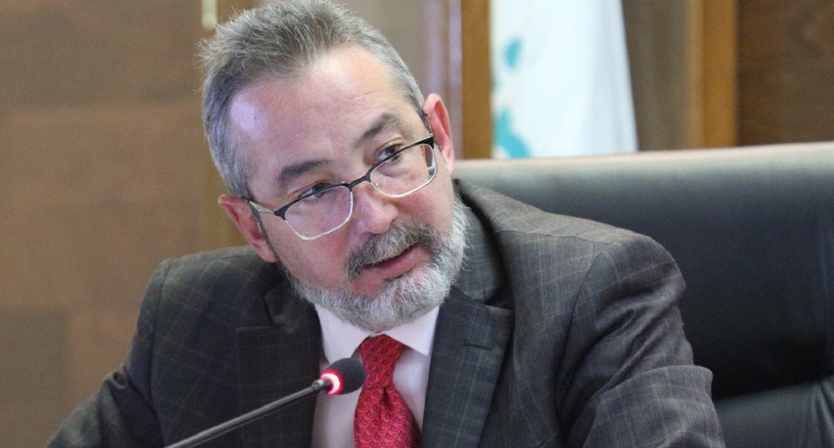 Comisionados del INAI están dispuestos a ganar menos que el presidente - oscar-guerra-comisionado-del-inai