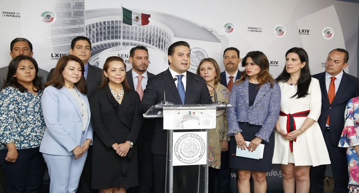 PAN y PRI buscan blindar consultas populares a las obras - pan-presenta-reduccion-del-iva-e-impuestos-a-gasolinas-en-el-senado