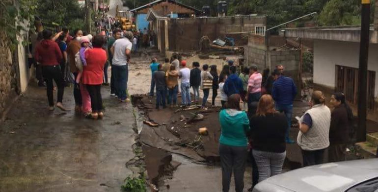 Tromba en Peribán, Michoacán, deja 1 muerto y 3 desaparecidos Tromba en Peribán, Michoacán, deja 1 muerto y 3 desaparecidos