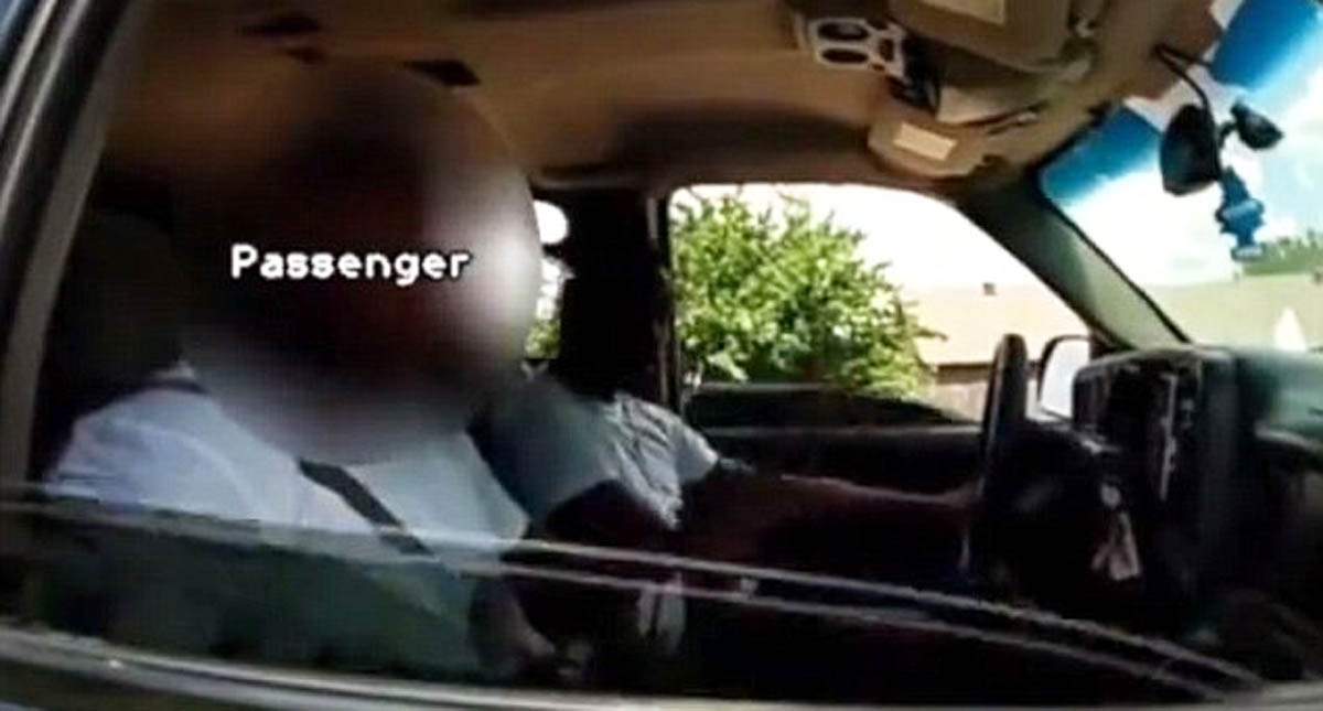 #Video Policía asesina a tiros a joven que no quería detener su auto