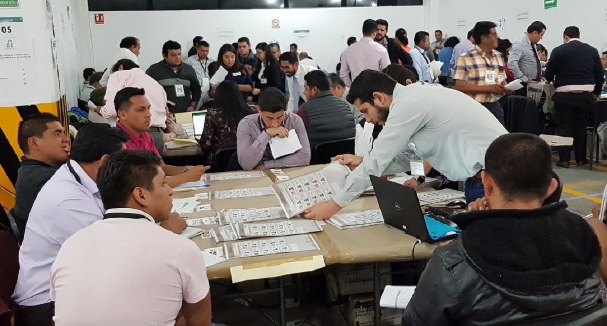 Inicia segundo día de recuento de votos de Puebla