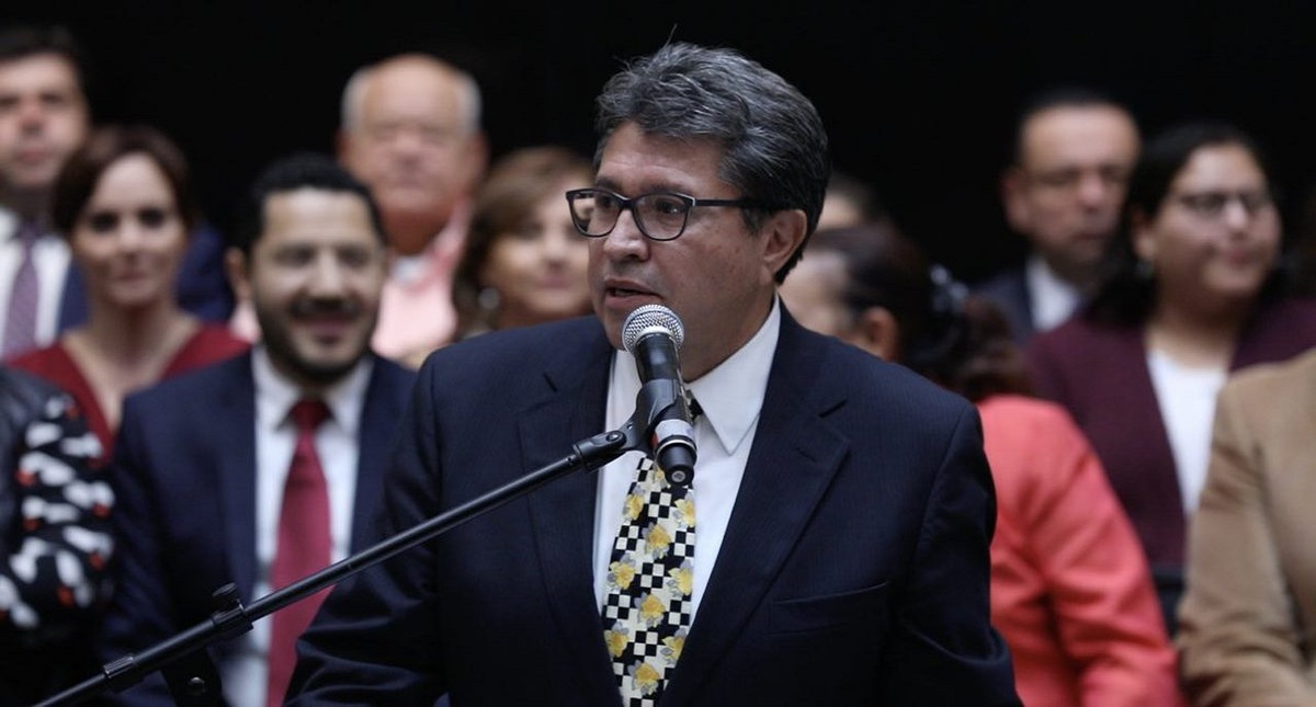 "López Obrador no nos da línea": Monreal - ricardomonreala