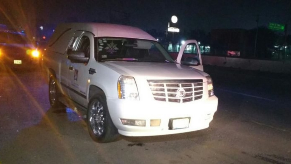 Roban carroza fúnebre con cuerpo dentro en Guadalajara