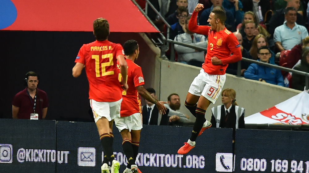 España remonta y vence a Inglaterra en Wembley