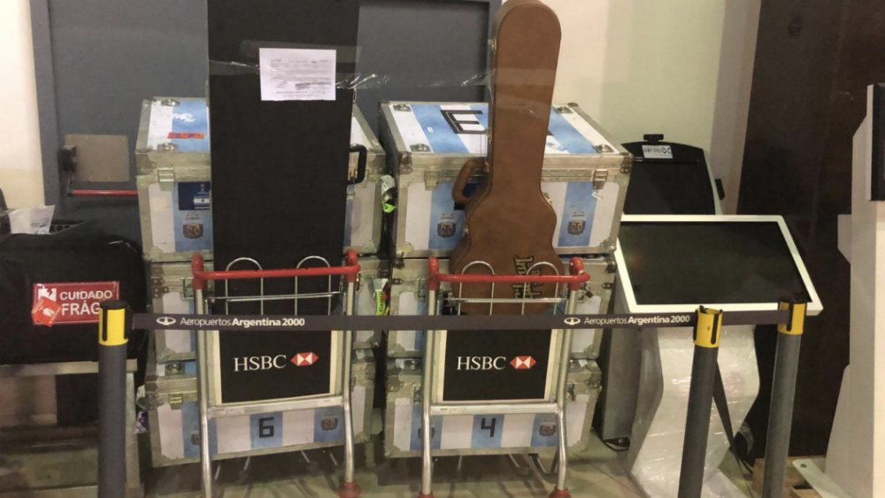 Incautan a la Selección Argentina artículos electrónicos en la aduana