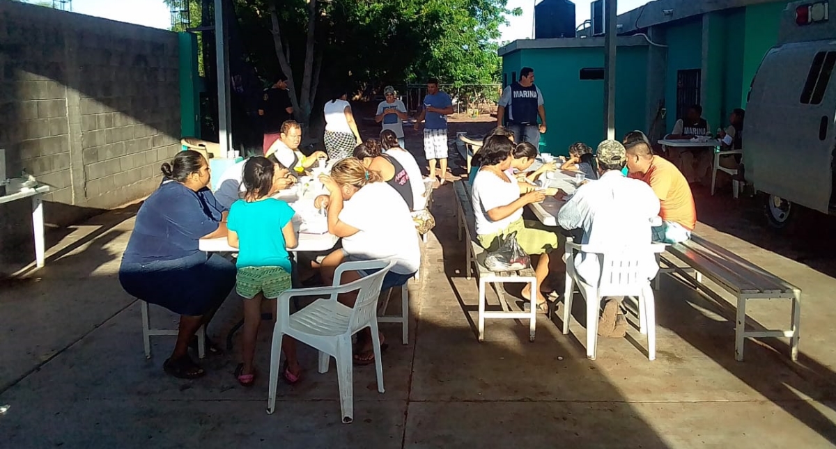 Semar envía víveres a damnificados por lluvias en Sinaloa - semar-plan-marina-viveres-damnificados-sinaloa-6