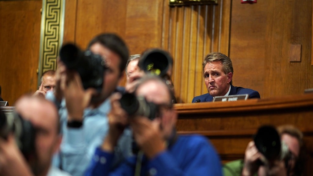 Senador Flake bloquea a última hora nominación de Kavanaugh - senador-flake-bloquea-a-ultima-hora-nominacion-de-kavanaugh