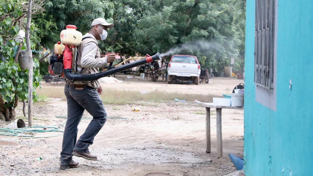 Solicita gobernador de Sinaloa adelanto del FONDEN con fondo revolvente - sinaloa-inundaciones-fumigacion