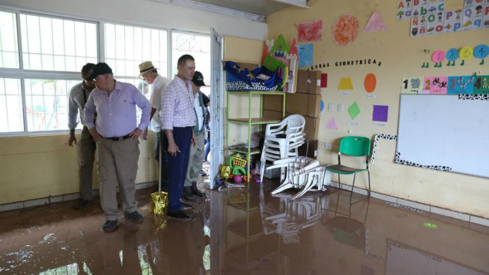 Suspenden clases en cuatro estados por tormenta tropical Sergio - sinaloa-inundaciones-quirino-ordaz