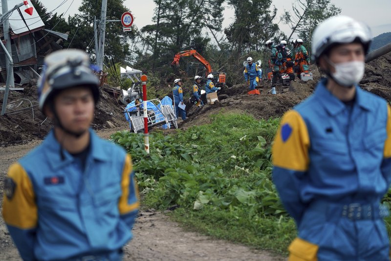 Suman 18 muertos tras sismo en Japón - sismo-japon2
