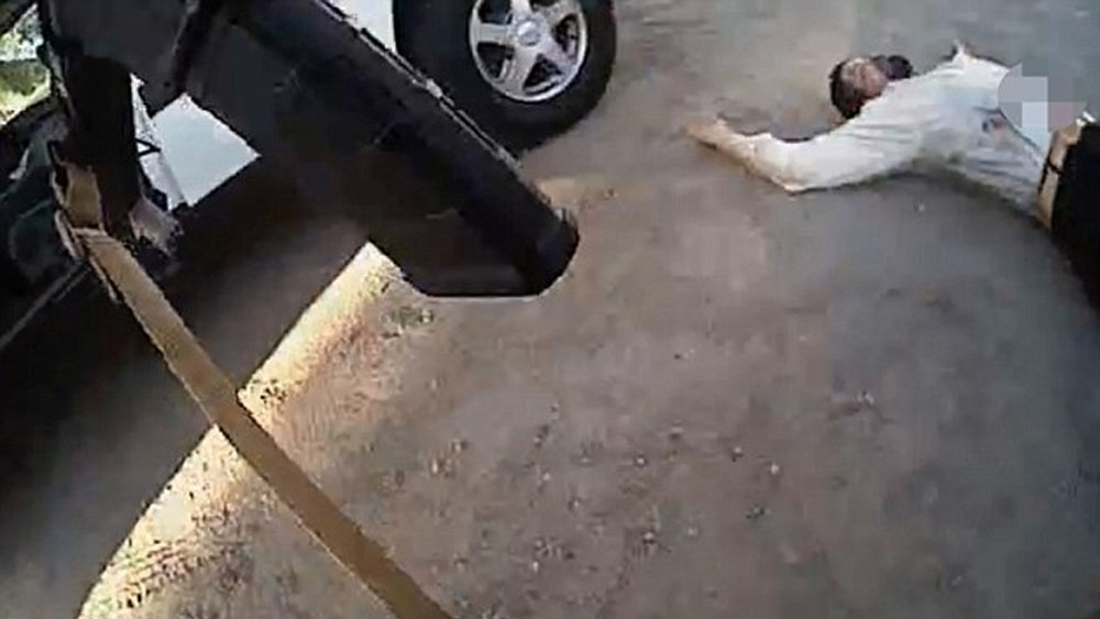 #Video Hombre se suicida tras matar a su esposa en California