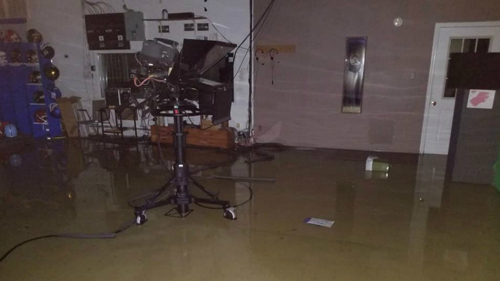 Televisora en Carolina del Norte tuvo que ser evacuada a causa de Florence