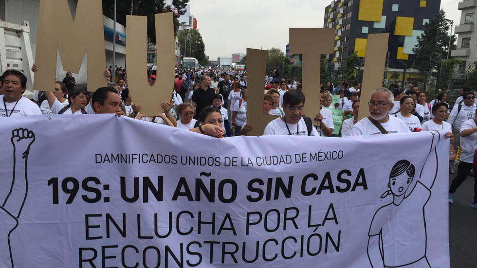 Se reanuda circulación en Tlalpan tras paso de manifestantes - tlalpan-damnificados-sismo-2