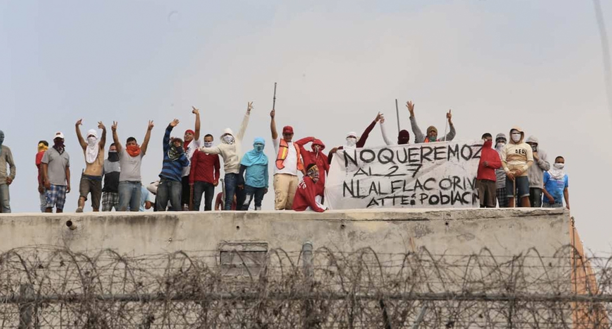 Reos protestan en el penal de Topo Chico