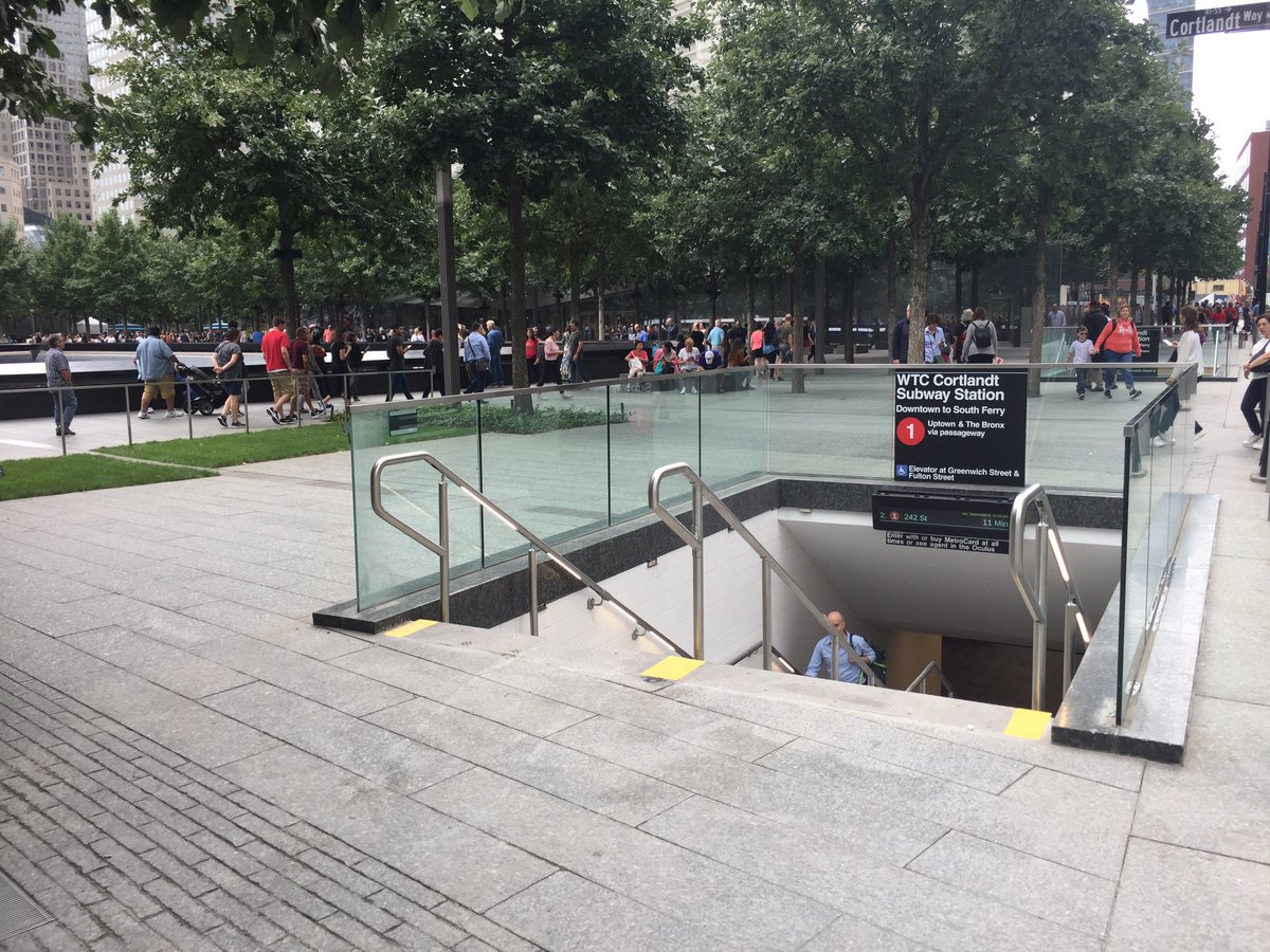 Reabren estación del Metro de Manhattan tras atentados del 11 de septiembre - tren1