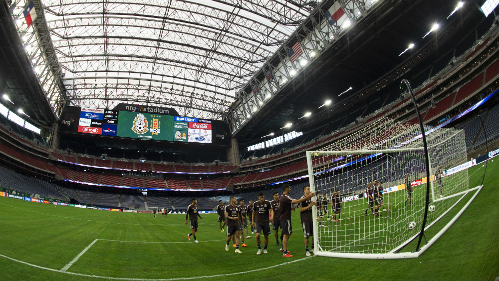 #Video Realizan “novatada” a jugadores del Tricolor