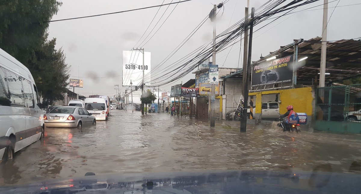 Lluvias dejan inundaciones en Tultitlán