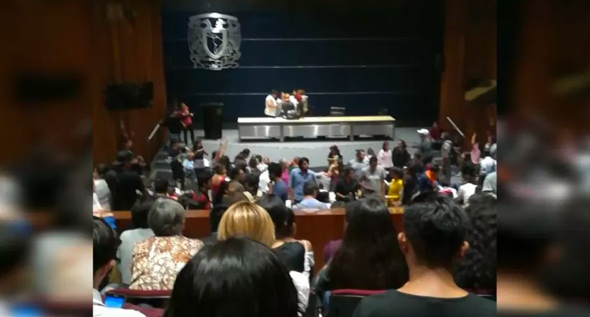 Continúan cerrados 10 planteles de la UNAM - unam-asamblea