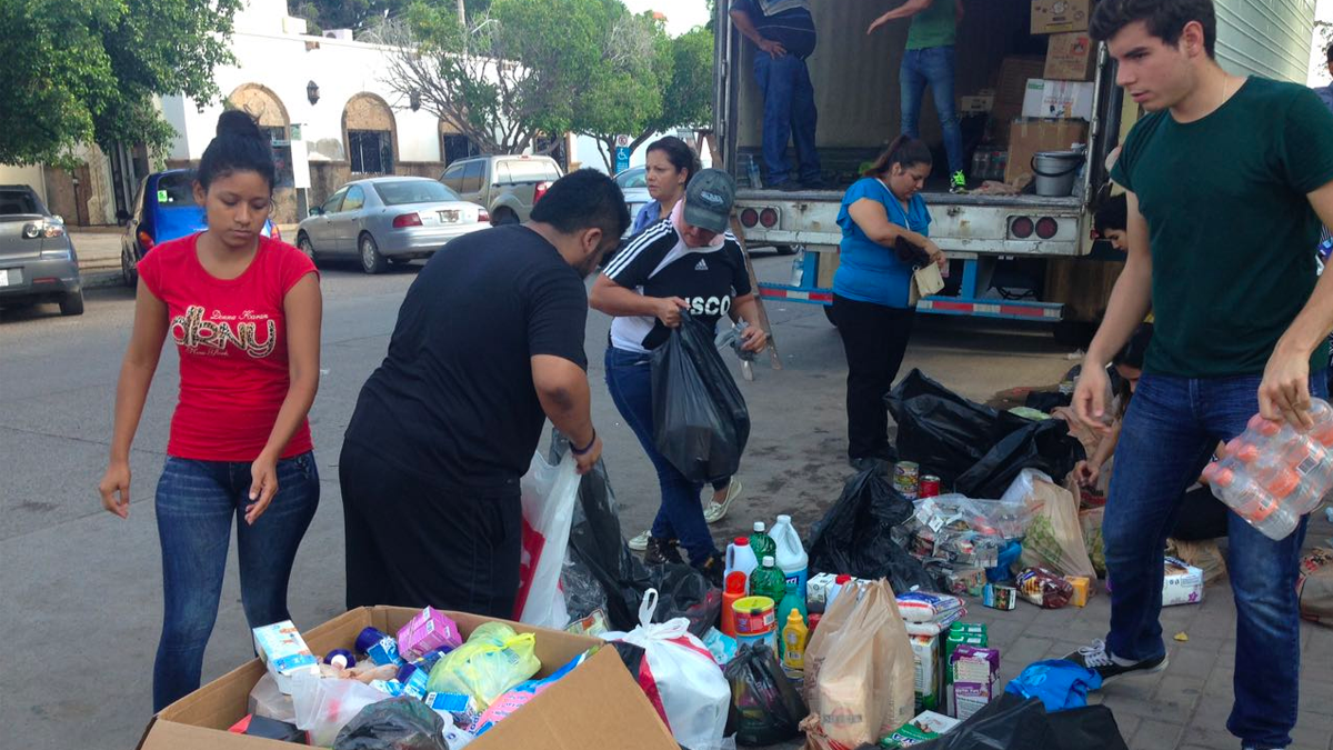 Coahuila envía 20 toneladas de víveres a damnificados de Sinaloa