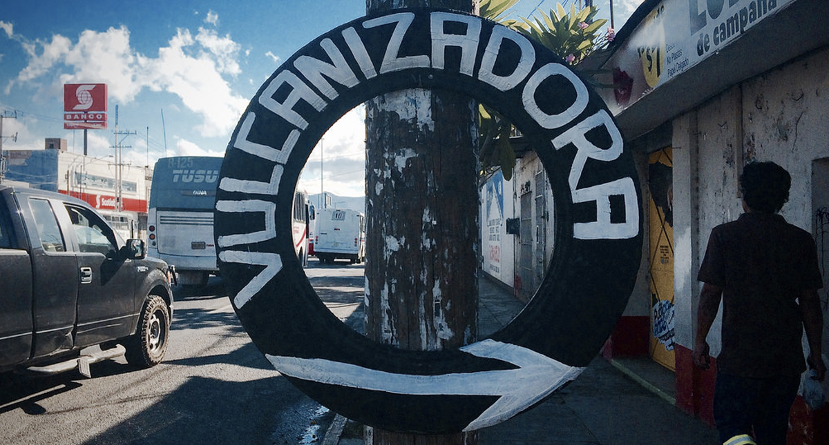 ¿De dónde viene la palabra ‘vulcanizadora’?