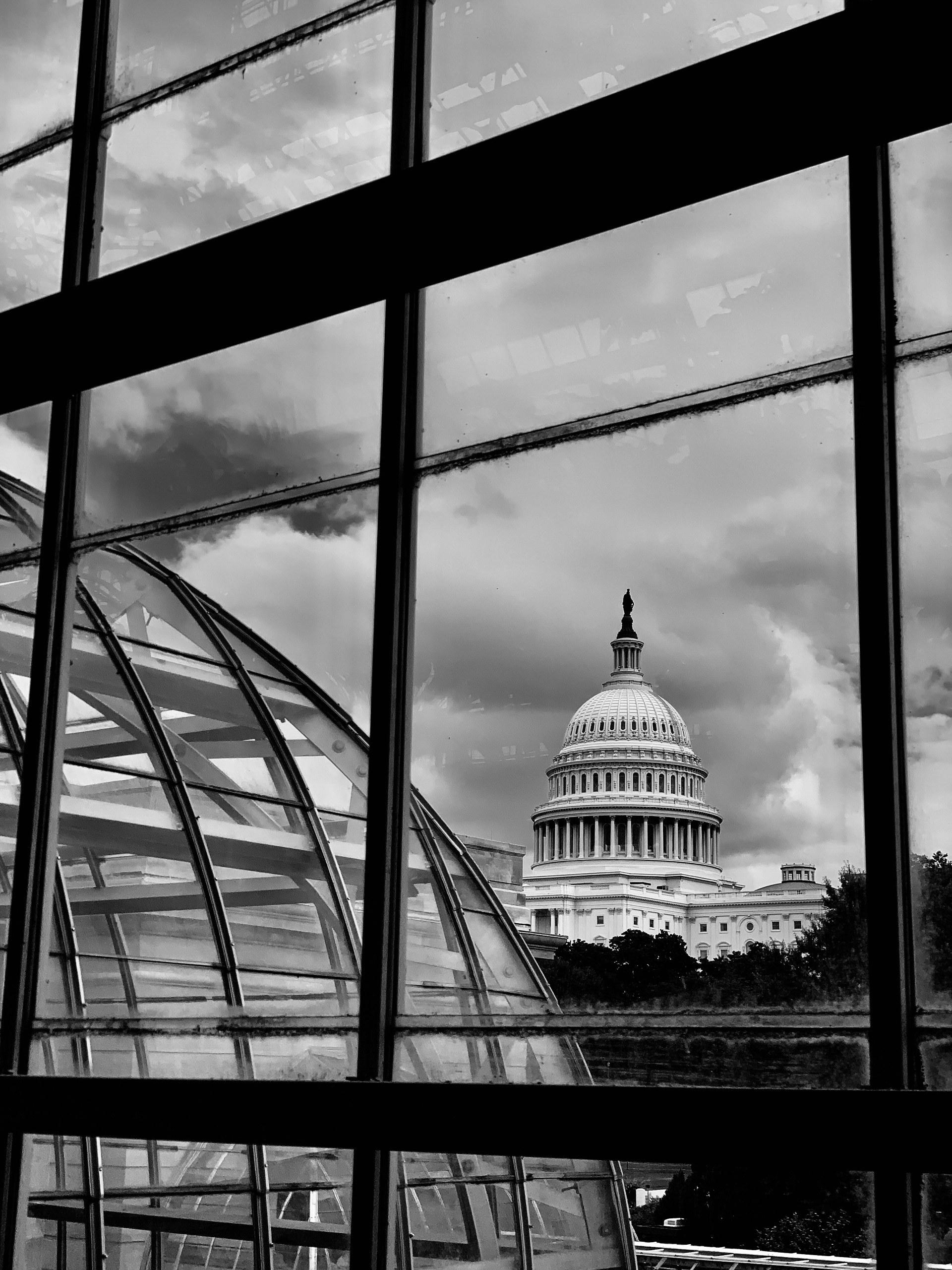 Exfotógrafo de la Casa Blanca revela primeras fotos tomadas con iPhone XS - wwwdailymailco-uk-6c92-504dbbd400000578-0-image-a-49-1537199884722