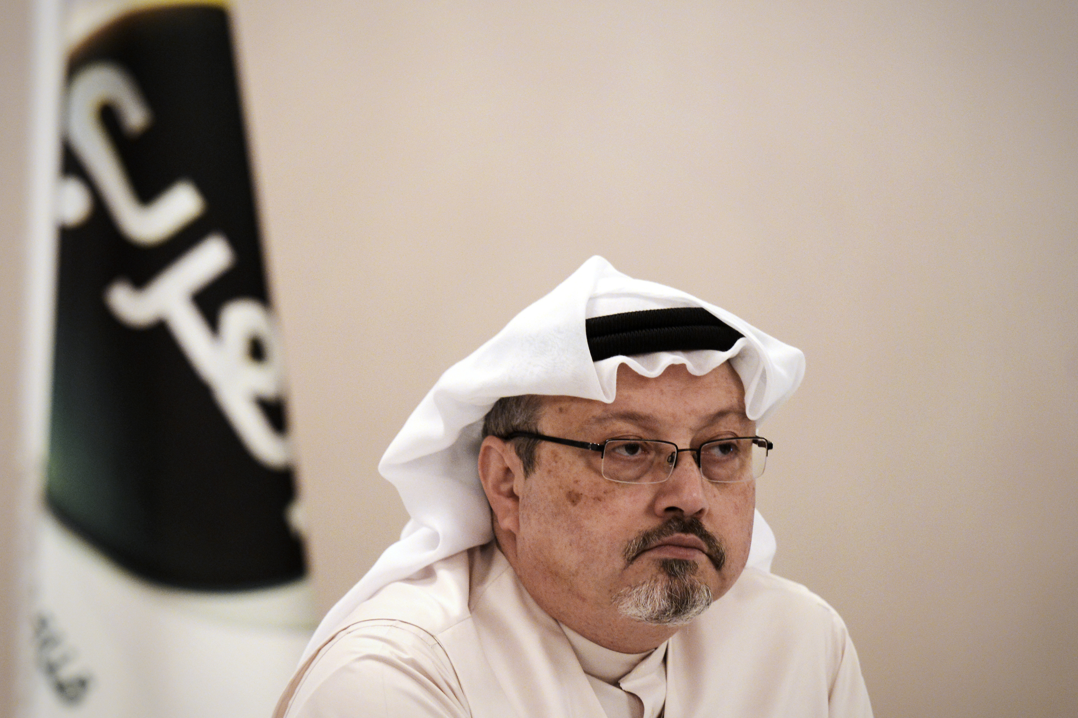 Donald Trump considera creíbles explicaciones por la muerte de Jamal Khashoggi - 000-19u1v9
