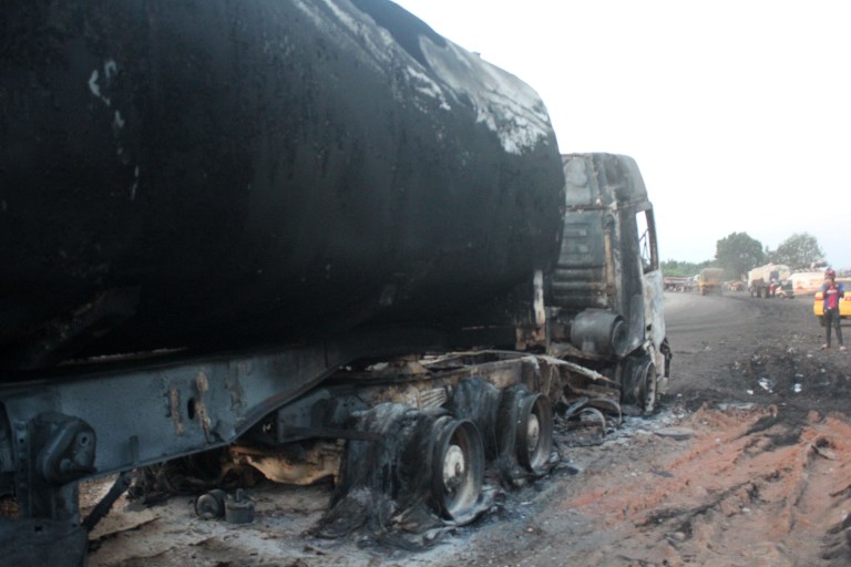 Al menos 53 muertos en accidente de tránsito en el Congo - 000-19u4fz