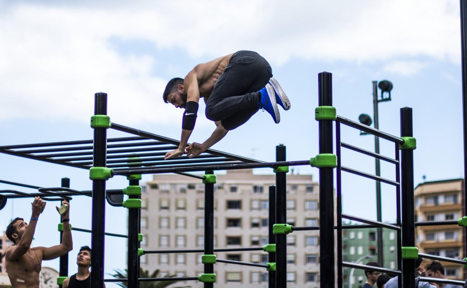 Desarrolla tu agilidad y fuerza física con calistenia - 5-1