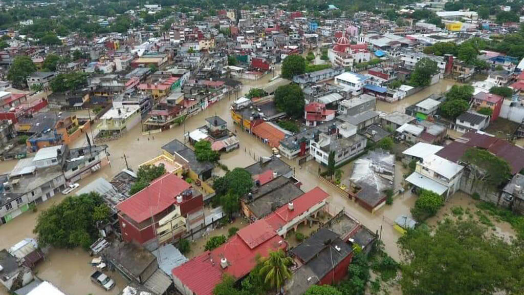 Frente 7 mantiene Alerta Gris por lluvias en Veracruz