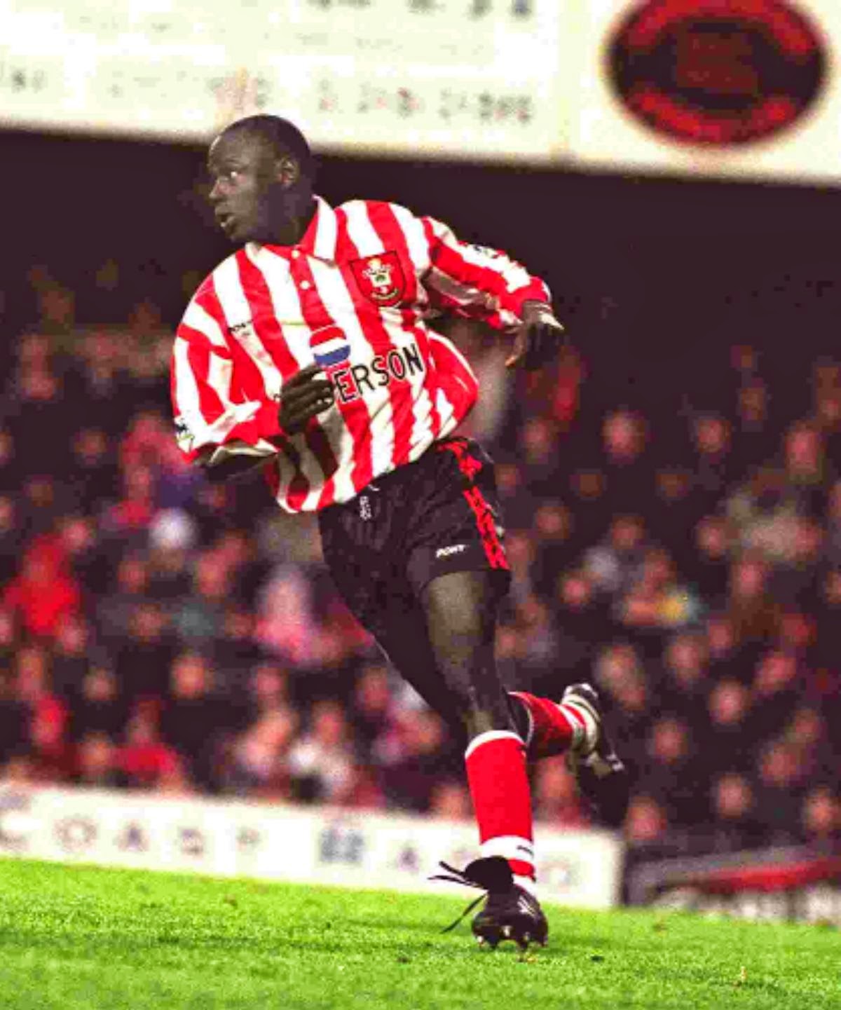 Ali Dia, el peor jugador en la historia de la Premier League - ali-dia