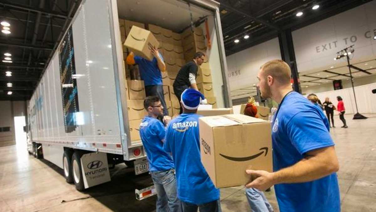 Amazon aumentará el salario mínimo a 15 dólares por hora