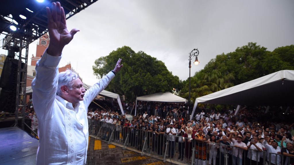López Obrador alerta por impostores en “censo del bienestar” López Obrador alerta por impostores en “censo del bienestar”