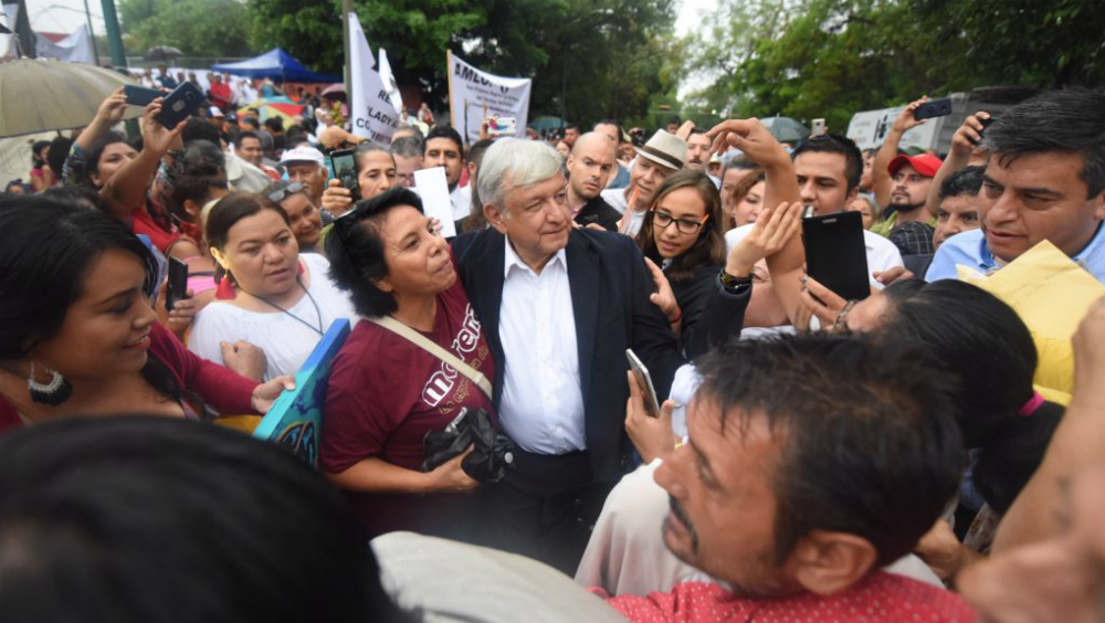 Ni un solo barril de petróleo ha dado Reforma Energética: AMLO