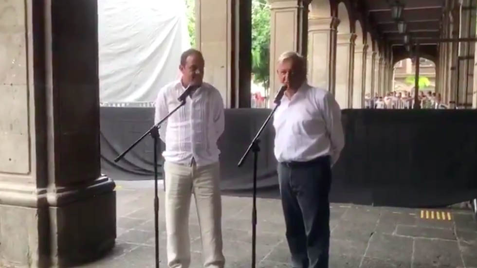 “No me casé yo”: López Obrador sobre boda de César Yáñez “No me casé yo”: López Obrador sobre boda de César Yáñez