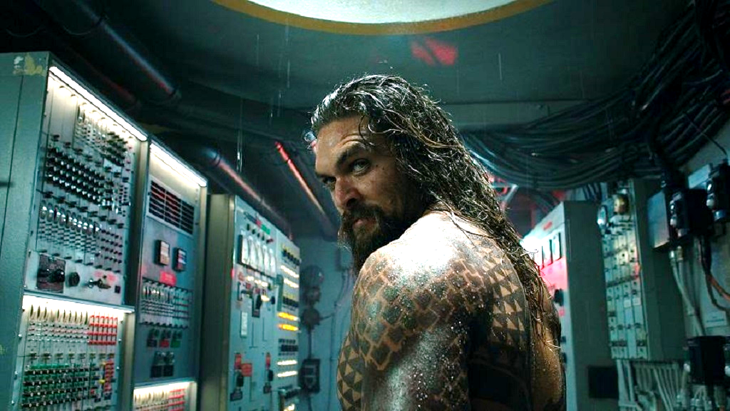 #Video Aquaman se convierte en héroe en tráiler de Warner Bros